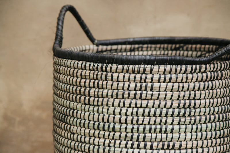 OLS Mlaza Large Dyed Planter (Black & Orange)