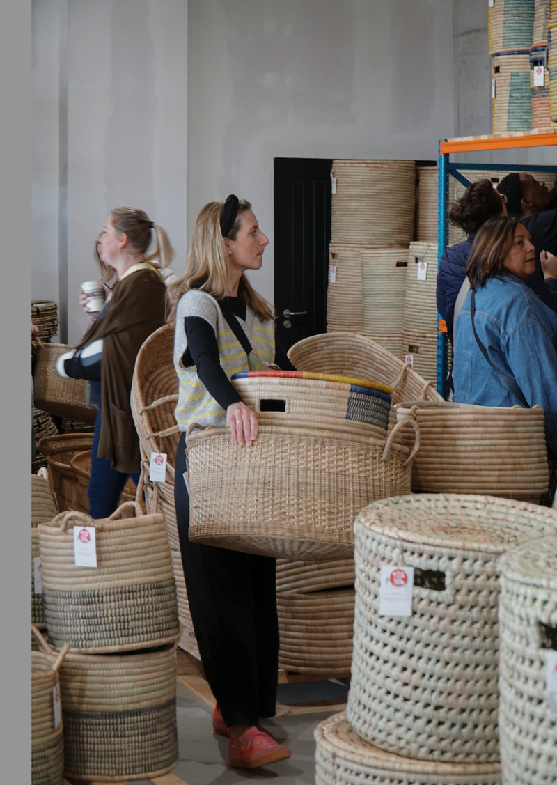 🎄Stellenbosch - Christmas Edition (Sip & Shop Factory Sale)        📅 Date: 31st October 2025 - 2nd November 2025