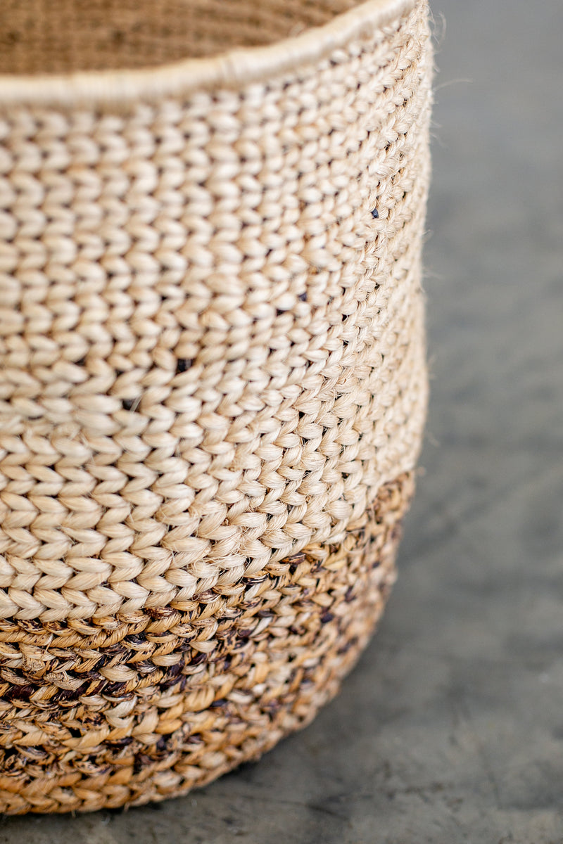 OLS Banana Bark & Sisal Premium Planter